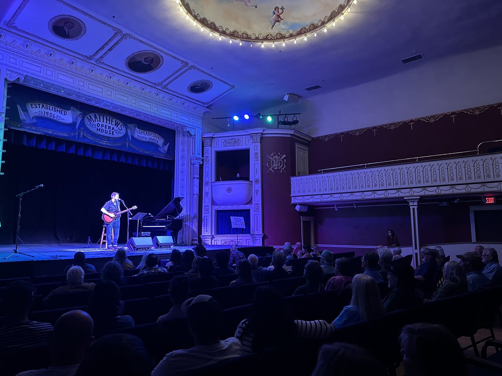 Evening showcase crowd at The Matthews